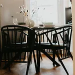 3-floor Oasis In The Heart Of Koblenz, Sleeps 16 Appartement Coblence