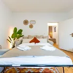 3-floor Oasis In The Heart Of Koblenz, Sleeps 16 *
