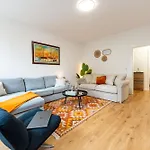3-floor Oasis In The Heart Of Koblenz, Sleeps 16 Coblence