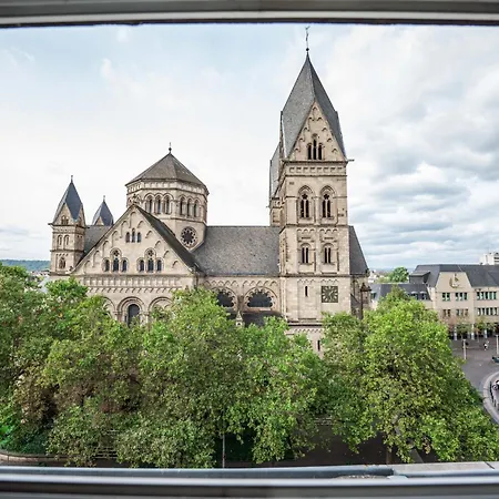 3-floor Oasis In The Heart Of Koblenz, Sleeps 16 Coblence