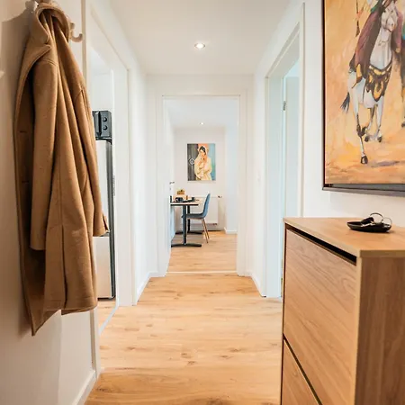 3-floor Oasis In The Heart Of Koblenz, Sleeps 16 * Koblenz (Rhineland-Palatinate)