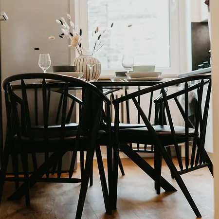 3-floor Oasis In The Heart Of Koblenz, Sleeps 16 Appartement Coblence