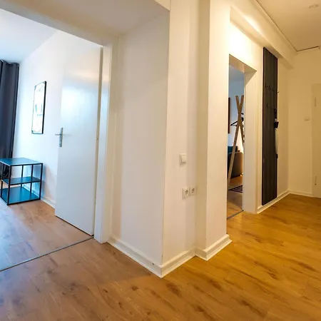 3-floor Oasis In The Heart Of Koblenz, Sleeps 16 Appartement