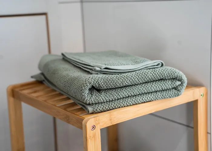 Апартаменты 3-floor Oasis In The Heart Of Koblenz, Sleeps 16 *