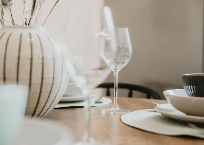 3-floor Oasis In The Heart Of Koblenz, Sleeps 16 Апартаменты