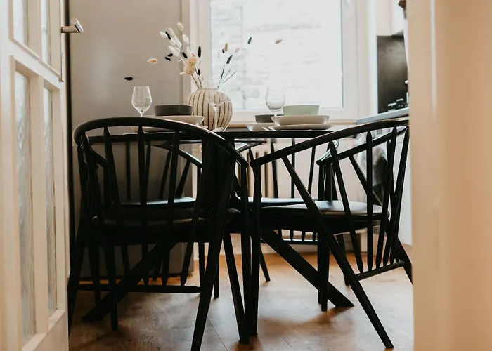 3-floor Oasis In The Heart Of Koblenz, Sleeps 16 Appartement Coblence