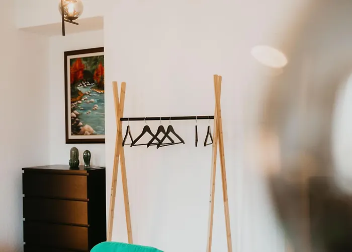 3-floor Oasis In The Heart Of Koblenz, Sleeps 16 Апартаменты *