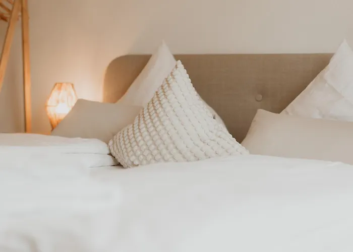 Апартаменты 3-floor Oasis In The Heart Of Koblenz, Sleeps 16 Кобленц