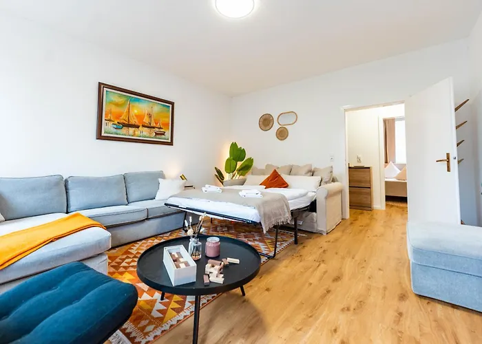 3-floor Oasis In The Heart Of Koblenz, Sleeps 16 Апартаменты *